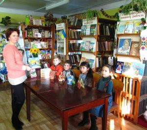 Огляд книжок-іграшок «Цікаво для малечі»